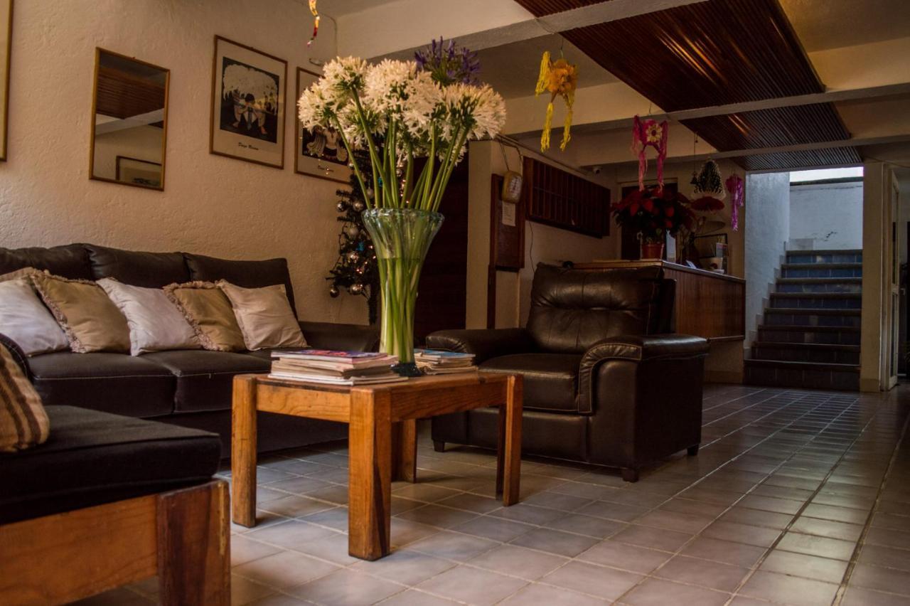 Meson La Casa De Cuernavaca Hotel Bagian luar foto